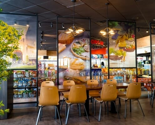 Color printed environmental graphics for Lee's Sandwiches